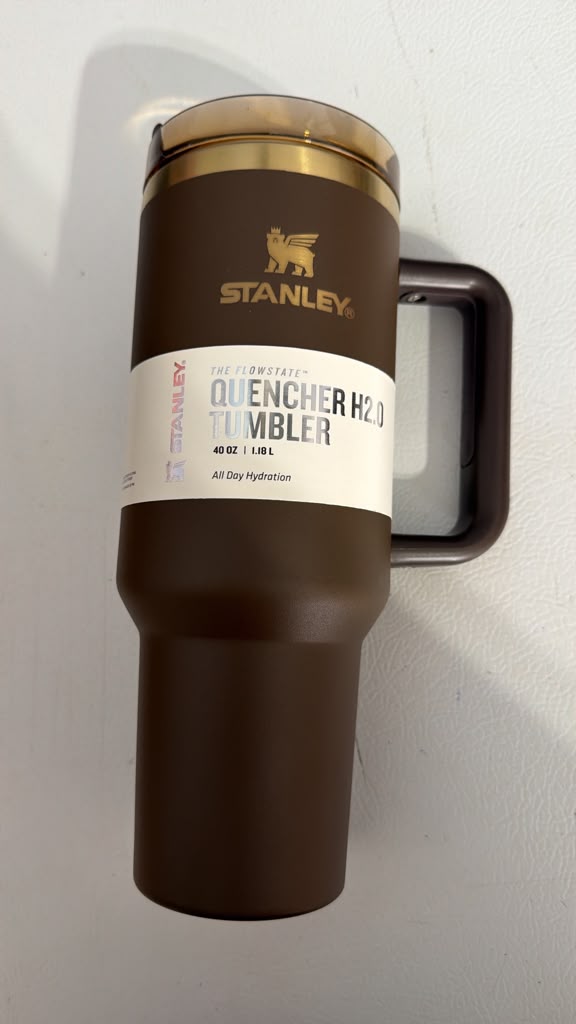 Stanley Quencher H2.0 FlowState 40oz Tumbler – Chocolate Gold