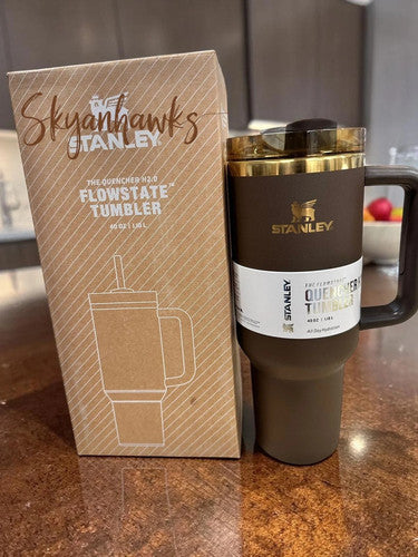 Stanley Quencher H2.0 FlowState 40oz Tumbler – Chocolate Gold