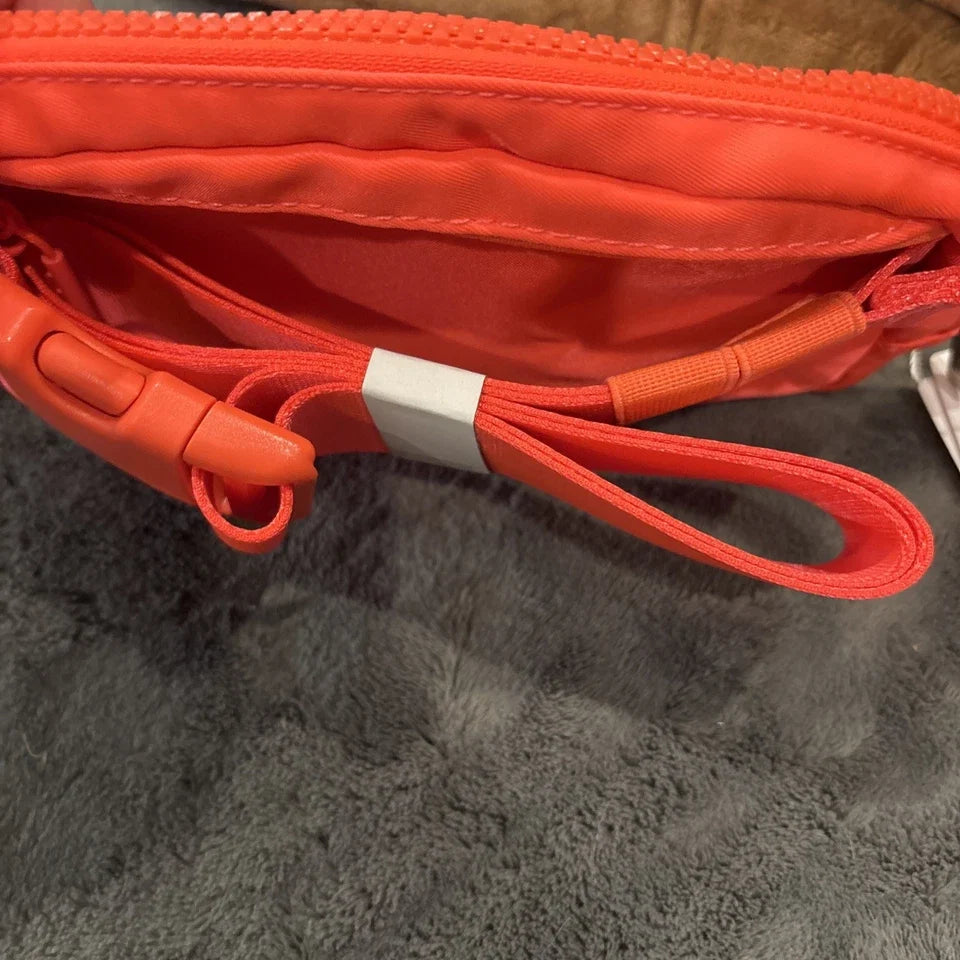 lululemon Everywhere Belt Bag Large 2L – Burnt Apricot – NWT